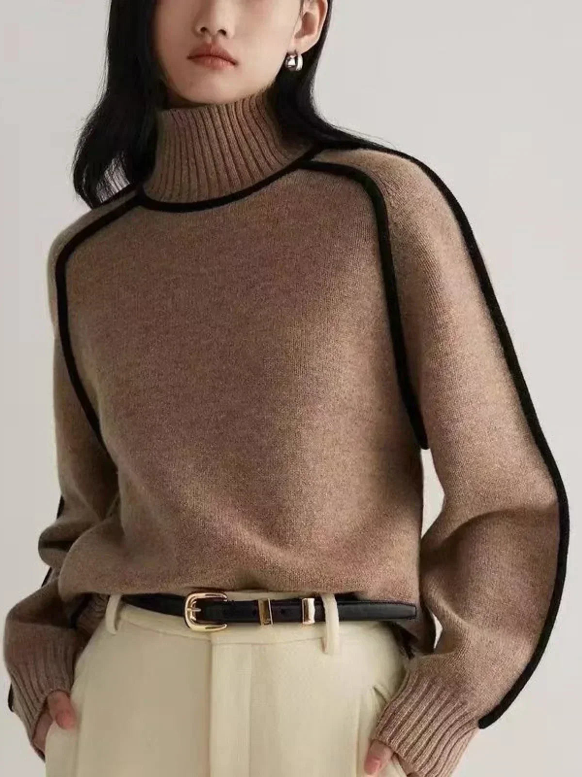 Donna | Elegant Turtleneck sweater